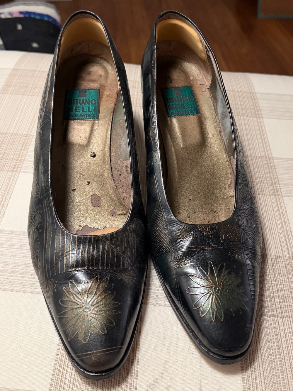Vintage Bruno Magli Black Pointed Toe Leather Pumps with Floral Embossing